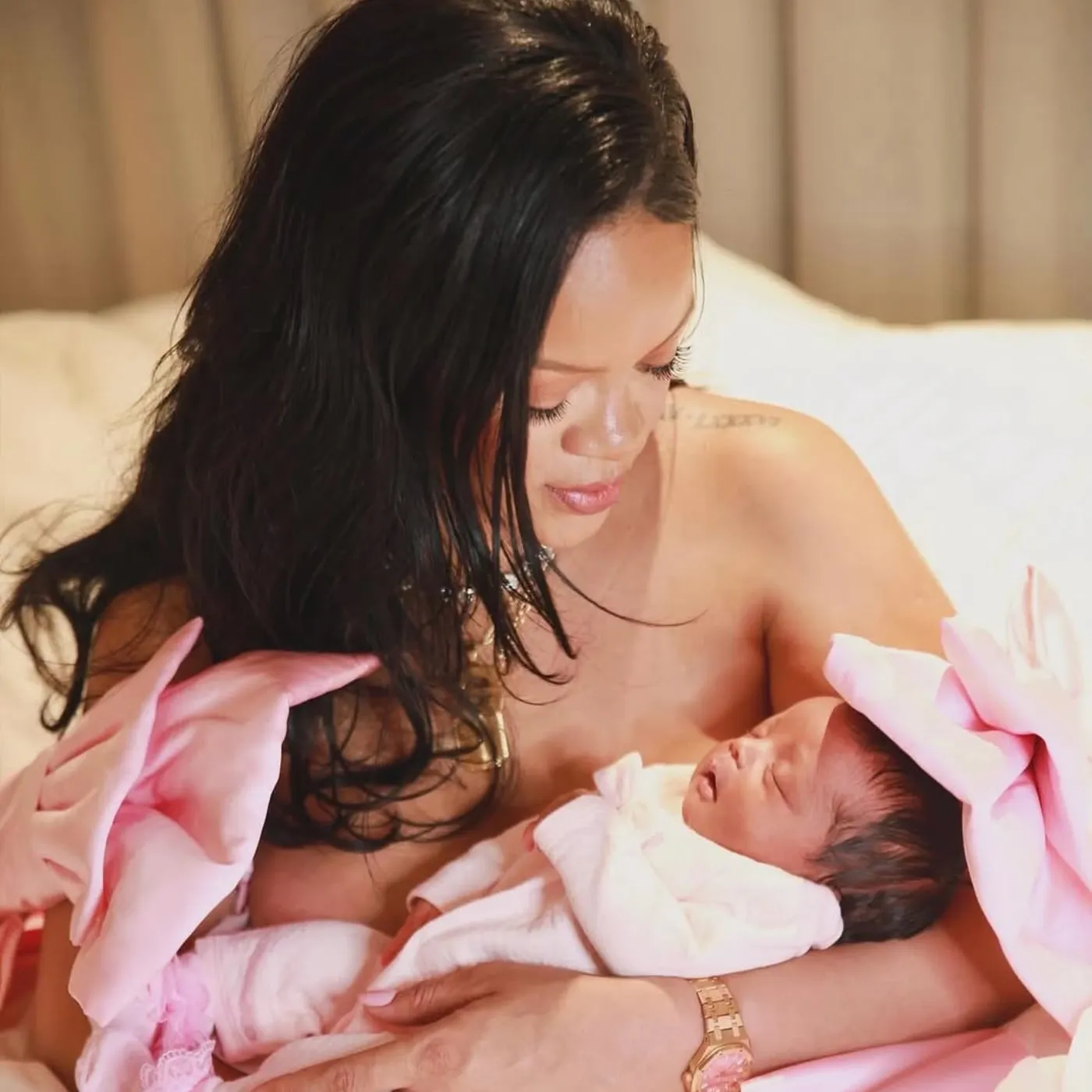 image_68da252f34a61 Rihanna & A$AP Rocky Reveal Their New Baby’s Name — And It’s Raising Big Questions