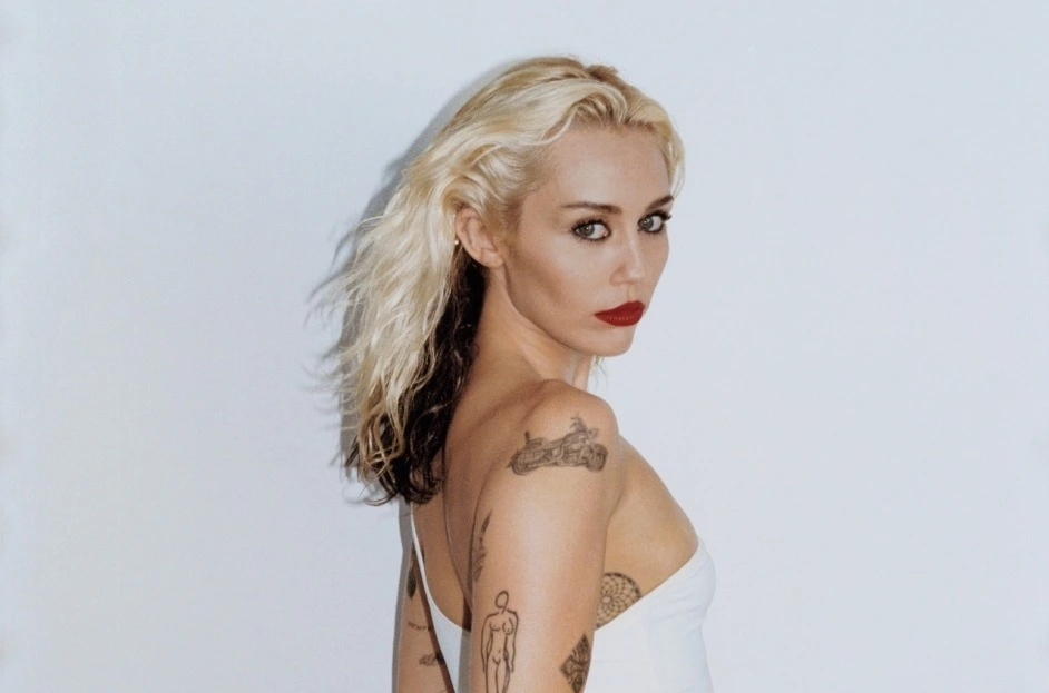 image_68da420e54c27 Miley Cyrus said: Finding Balance After 6 Years of Sobriety