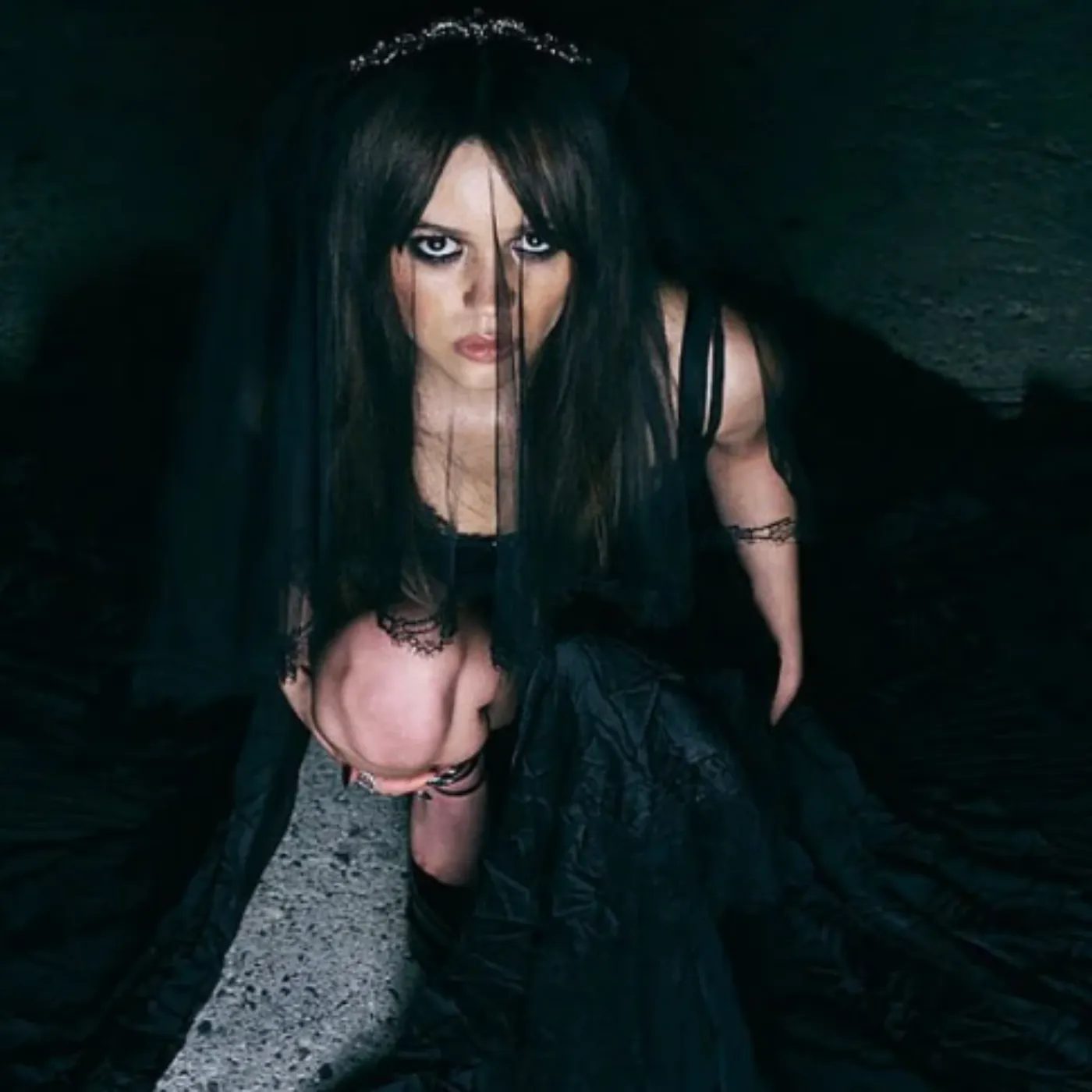 Jenna Ortega Leaves Wednesday Addams Behind in Stunning Image Change