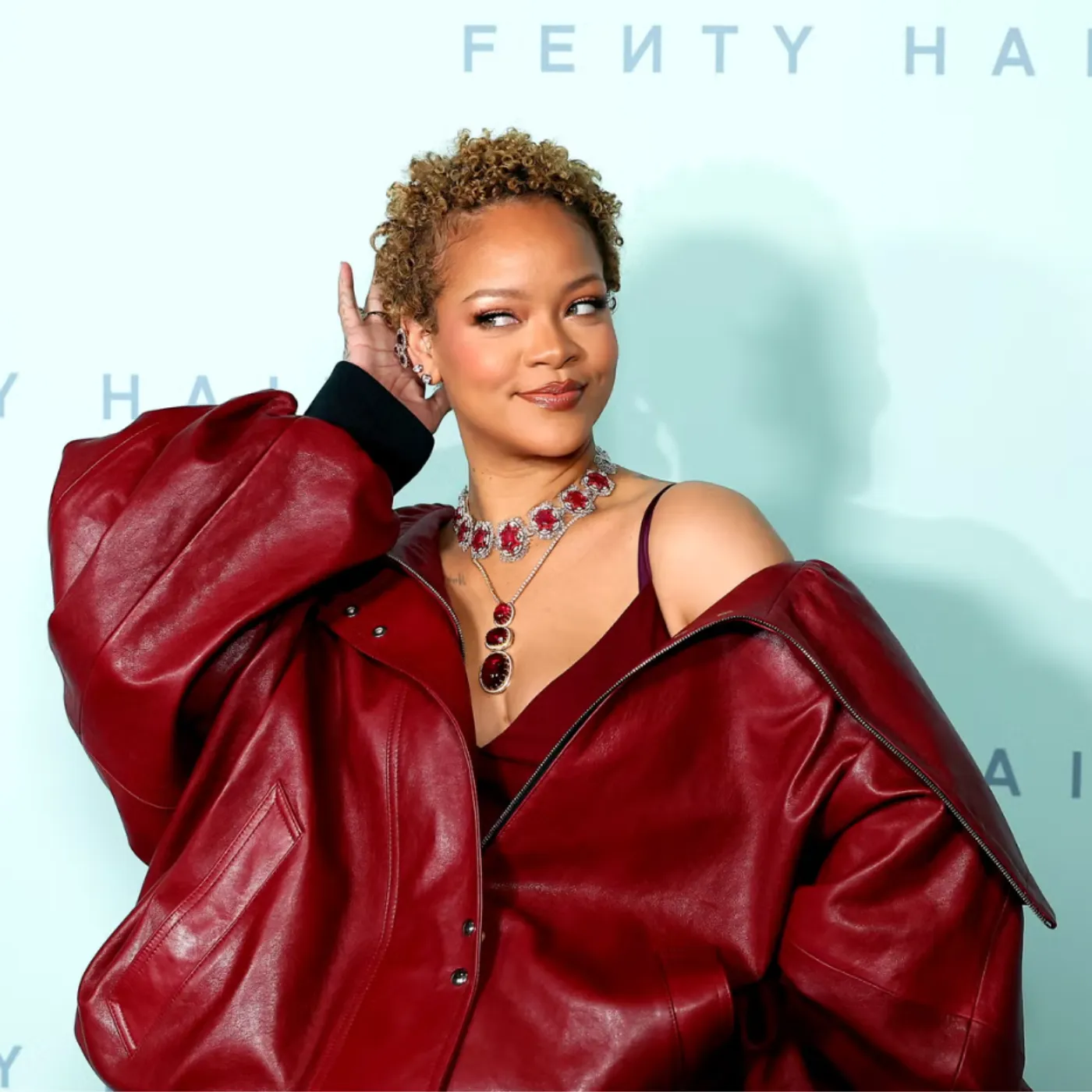 She Said Goodbye to the Stage? Rihanna’s Next Move Leaves Fans Stunned