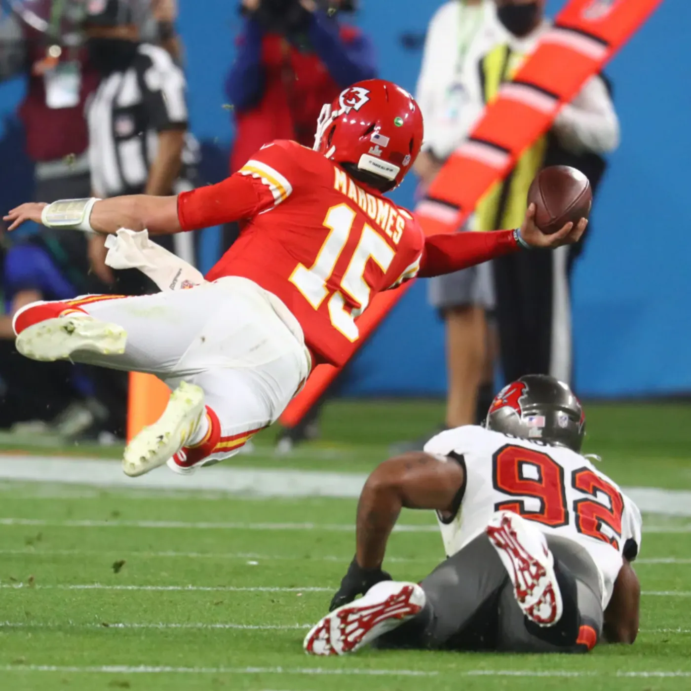 image_68db8a83712ce Mahomes Did What He Does Best — But One Subtle Move Has Fans Replaying the Tape