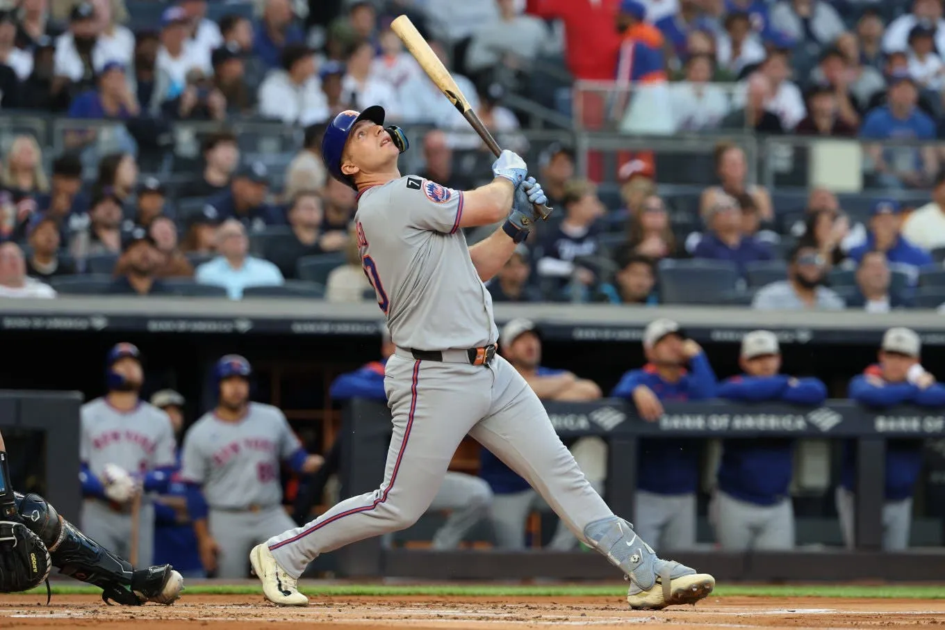 image_68dde15662c5b Pete Alonso's Ultimate Betrayal? Would He Ditch The Mets for Iconic Yankees Pinstripes?
