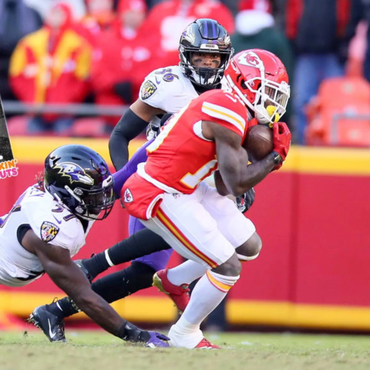 image_68ddee4d5cd2a Patrick Mahomes Is Back on Top — But What’s Brewing Inside the Chiefs’ Locker Room Could Be Bigger Than Awards