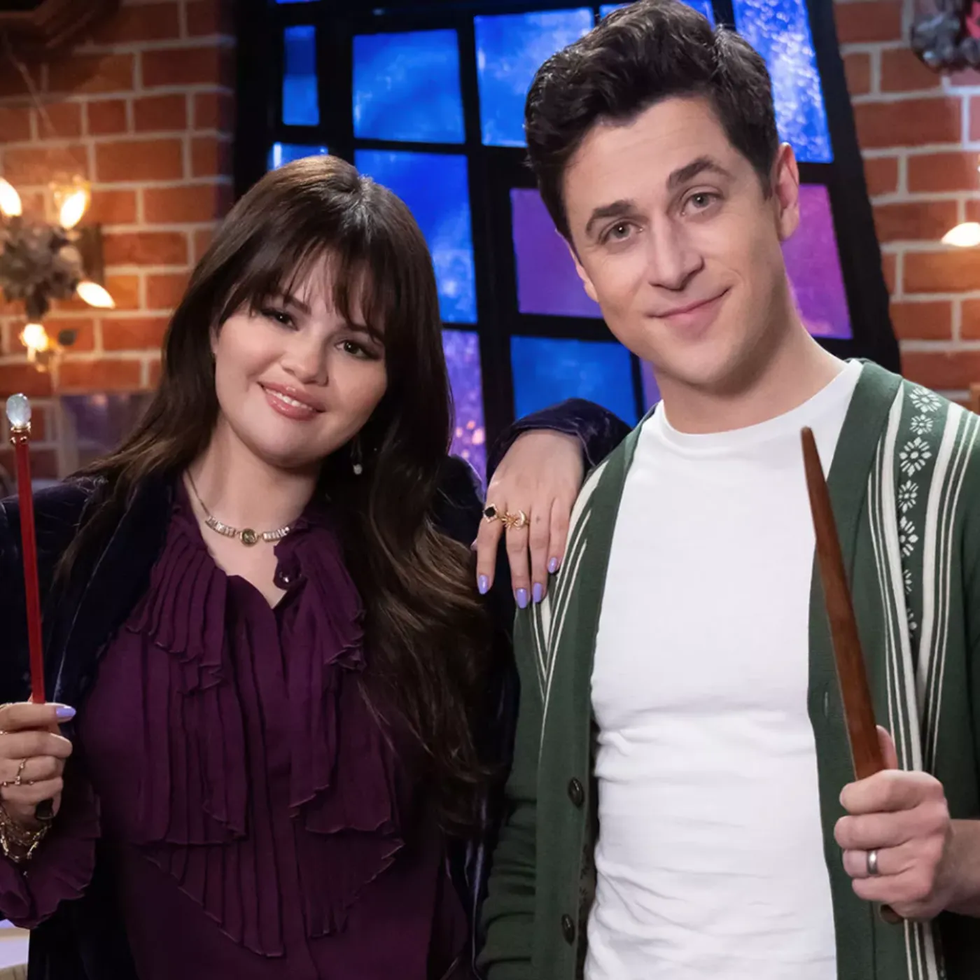 image_68ddfc064c465 Behind the Spotlight: David Henrie Hints at a Side of Selena Gomez That No One Else Has Ever Talked About