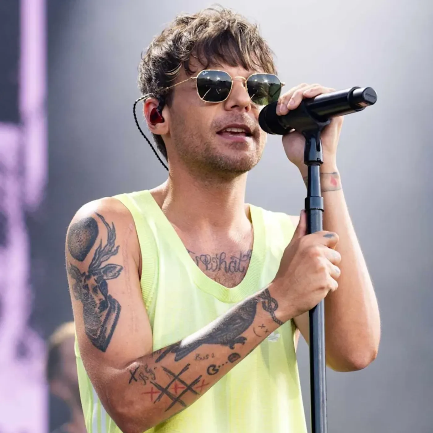 Louis Tomlinson just revealed a surprise at the Away From Home festival that shocked fans around the world.