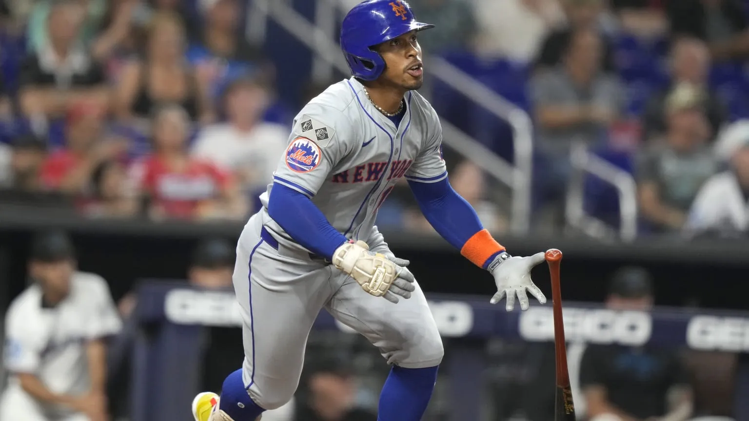 The Hidden Childhood Story Behind Francisco Lindor’s Legendary Glove Leaves Fans Speechless