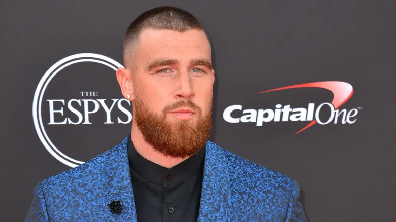 image_68e0ab3ee5cf2 The Taylor Swift-Travis Kelce Love Saga You Didn’t See Coming — Fans Are Decoding Every Lyric