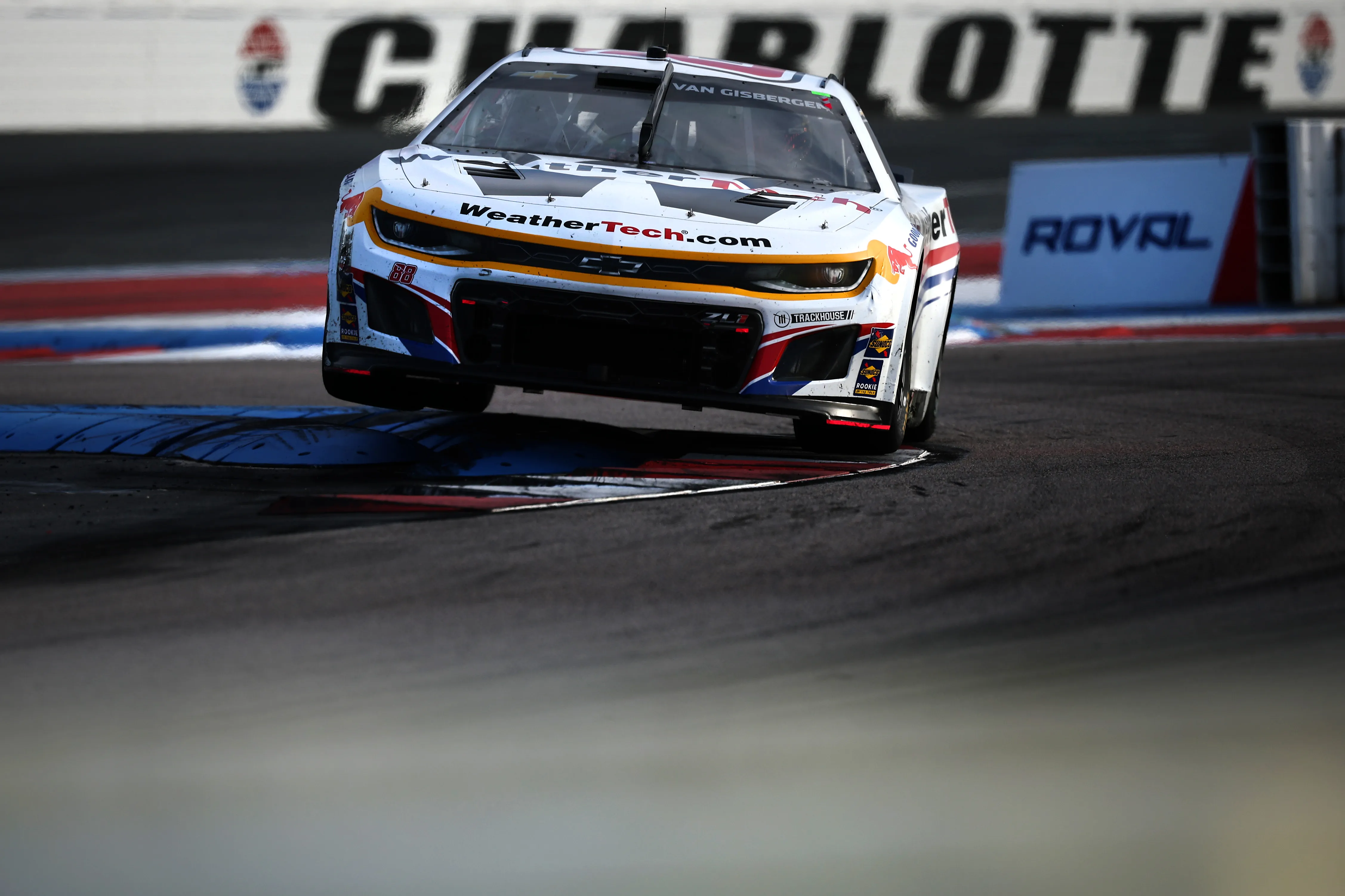 image_68e36efa7f9f5 Kyle Busch NASCAR Day Ends In A Shocking First-Lap Crash. Fans Can’t Believe What Just Happened