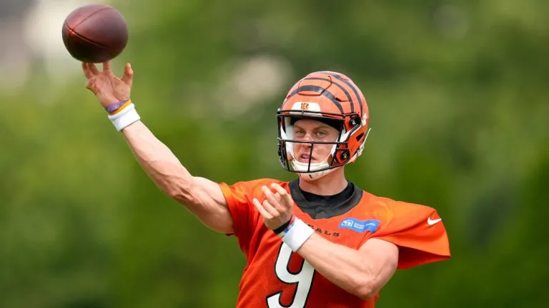 “Joe Burrow Just Did The Unexpected"- Days After Surgery 19 “Joe Burrow Just Did The Unexpected"- Days After Surgery