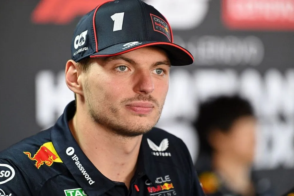 Lando Norris Says One Sentence That Left Max Verstappen 'Frozen' After Losing His Championship Advantage 19 Lando Norris Says One Sentence That Left Max Verstappen 'Frozen' After Losing His Championship Advantage
