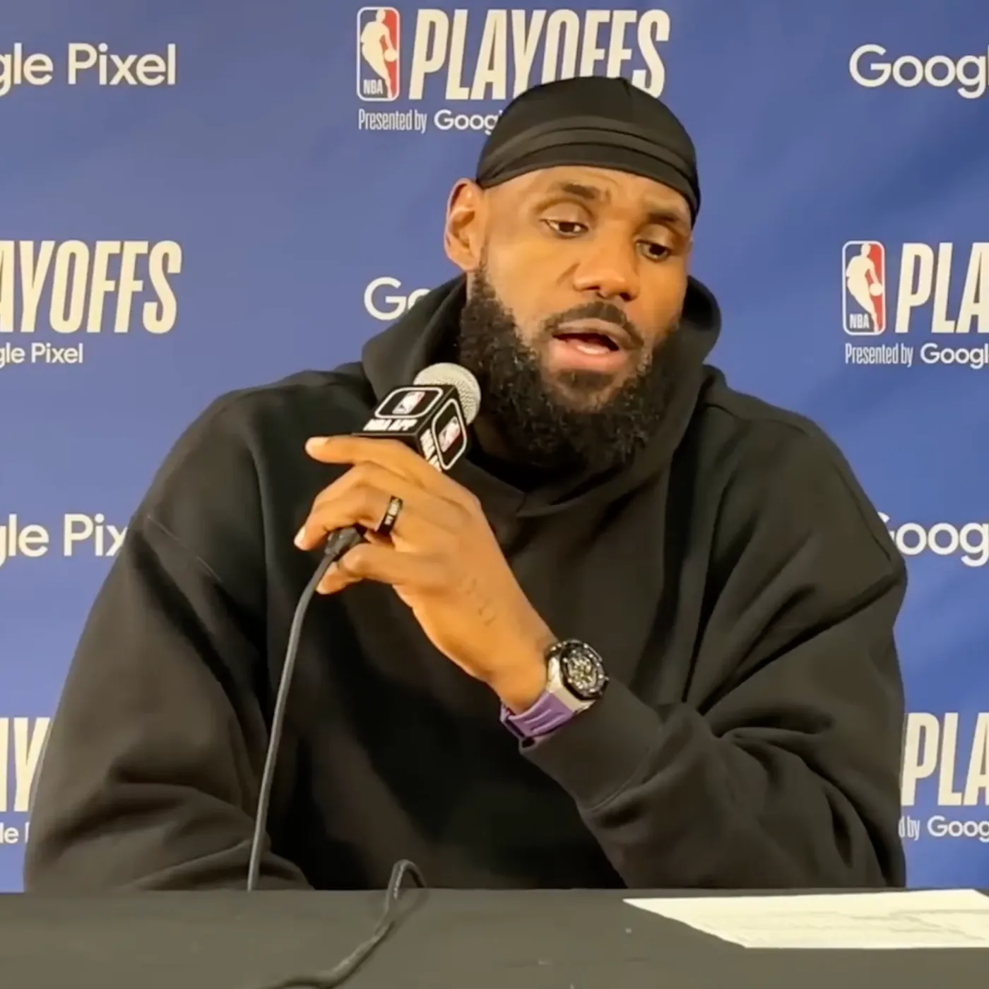 image_692fba0cf0256 “I… can’t save the Lakers anymore” - LeBron James’ shocking admission ignites a after the Lakers’ humiliating loss to the Suns