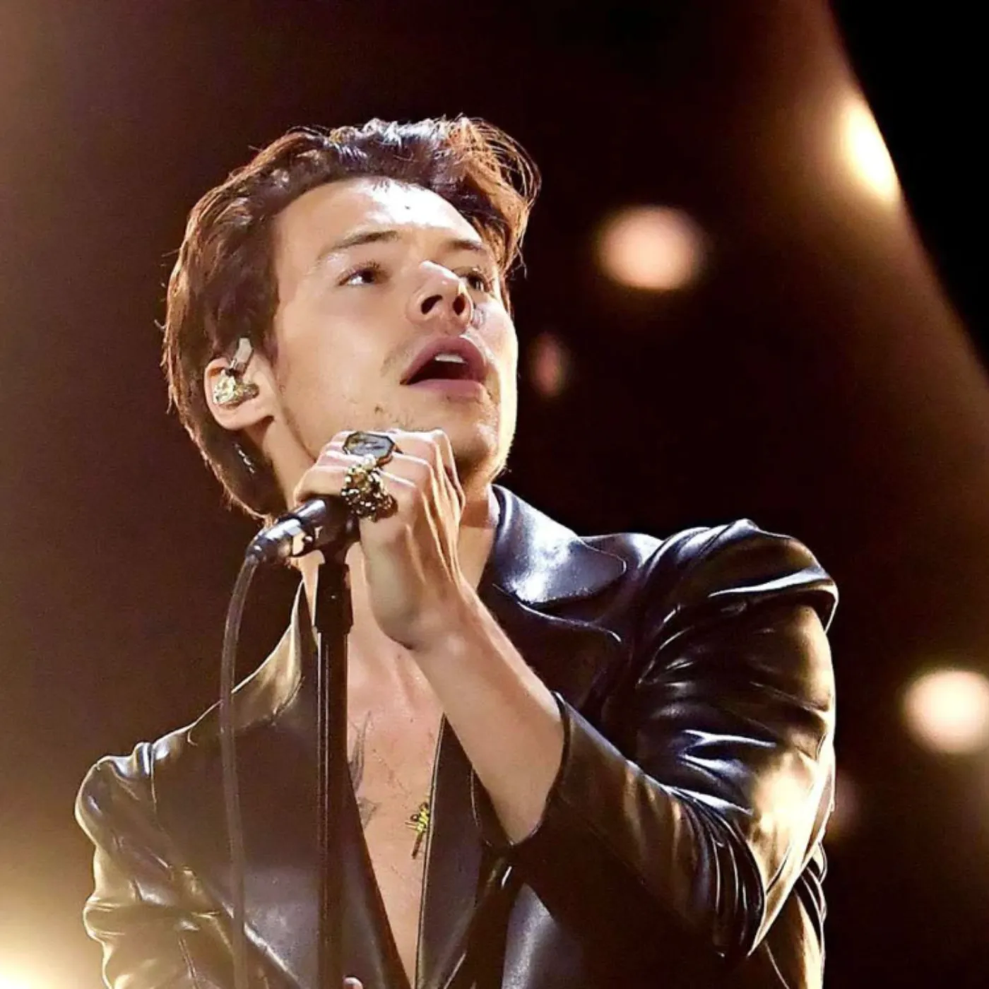 image_693018fb32bea 'Harry Styles’ music… reeks of copycat’ — Critics accuse him of ‘imitating the legends,’ adding that his Grammy win was nothing more than an ‘industry fluke'