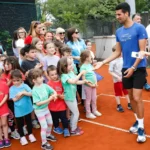 Novak Djokovic quietly left the birthday party, leaving behind a moment that left the entire crew speechless with his decision to help homeless children.