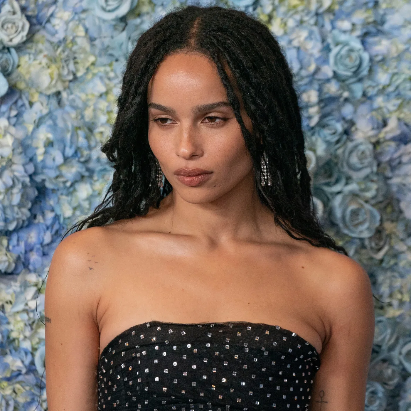 image_69a7f78e75b88 As Harry Styles celebrates his powerful return to the stage in 2026, Zoë Kravitz is opening up about the “dark chapter” he endured following his time with Taylor Russell.