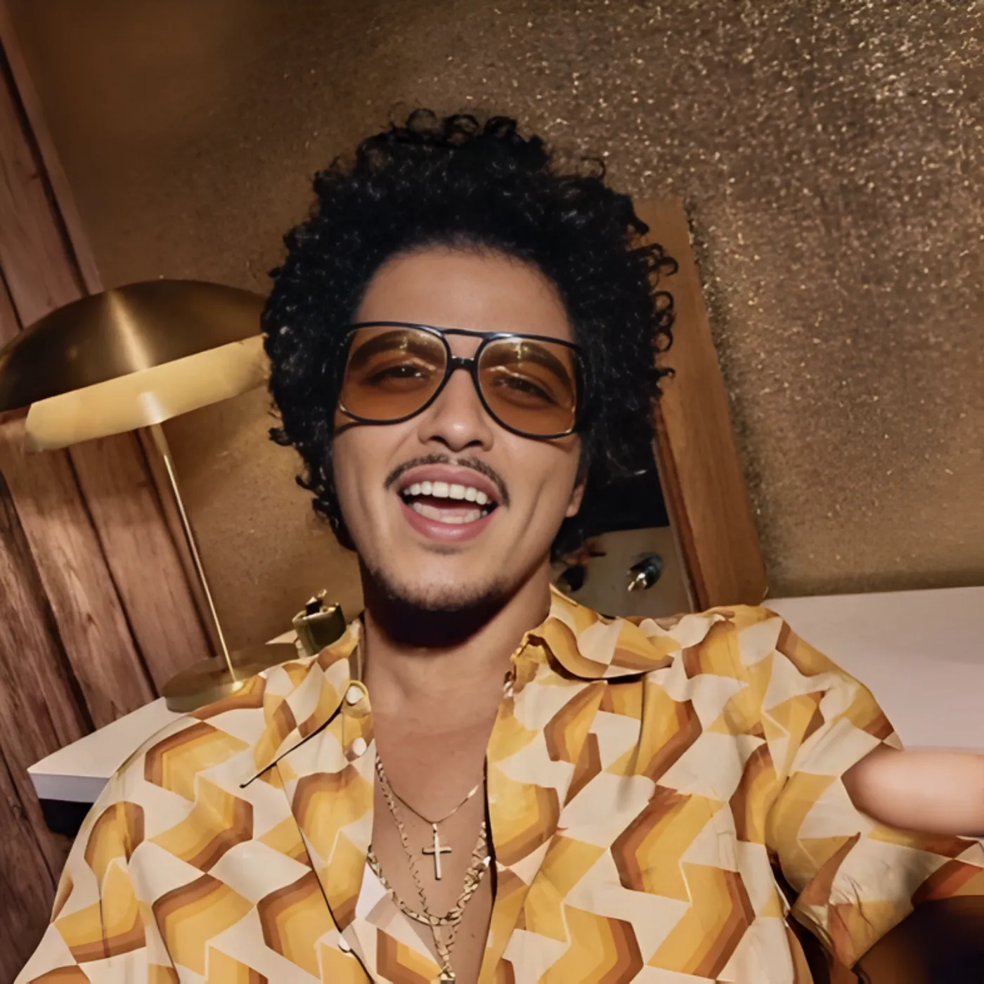 image_69b7c6e1739c3 “ I have hidden this for years… ” Bruno Mars reveals an eight year secret about Taylor Swift that could change her career instantly.