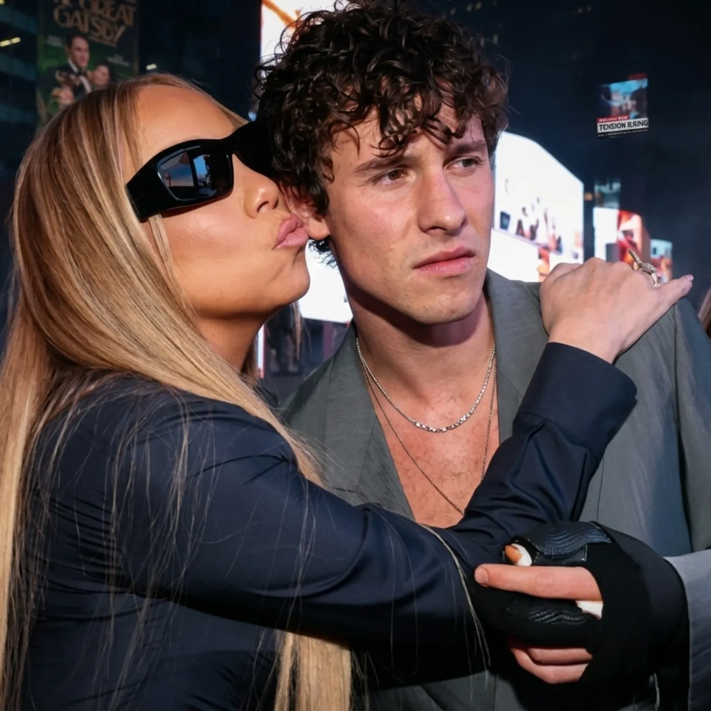 image_6a0c2a829a866 “It’s time for the truth to be revealed…” – Shawn Mendes unexpectedly