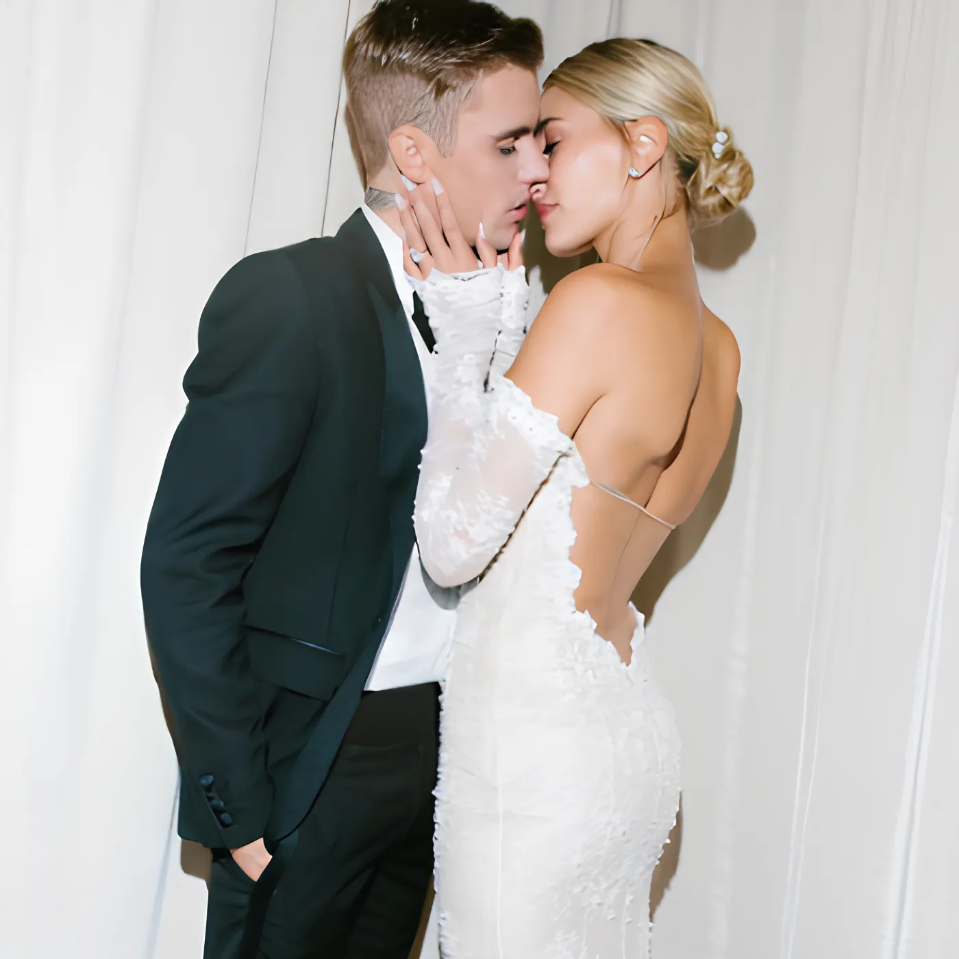 “I don’t want to be behind anyone…” – Hailey Bieber breaks the silence