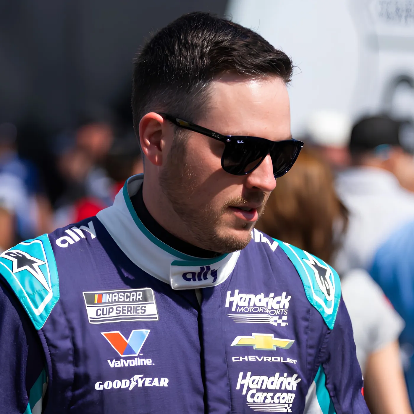 image_6a22839dab7e9 “He Should Be Disqualified...” — Alex Bowman Calls Out Bubba Wallace After Controversial Incident