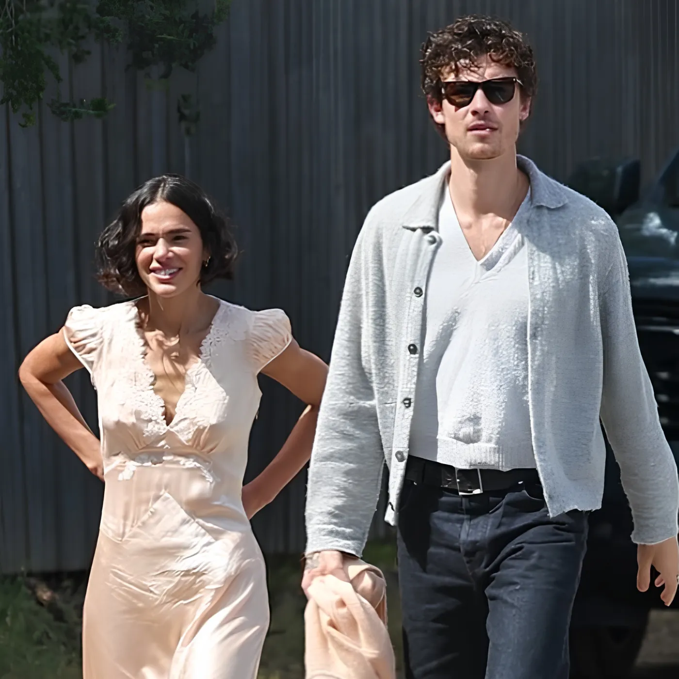 image_6a26b92a2bd0b Shawn Mendes and the Truth Behind the Viral Images