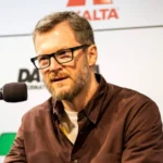 The Unspoken Shadow: Dale Earnhardt Jr., Teresa Earnhardt, and the Battle for an Icon’s Legacy